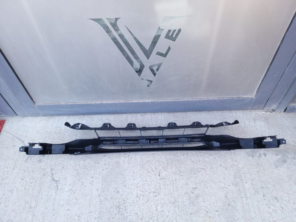 BMW 3 SERİSİ ÖN TAMPON ORTA HAVA GİRİŞİ F30 YAN SANAYİ