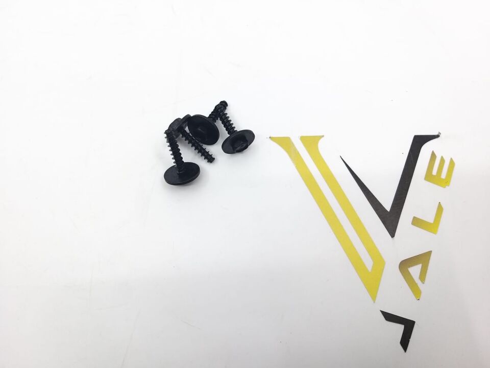 BMW 1-5 SERİSİ FAR CİVATASI E36.E60.F10.G30.F20 4 LÜ