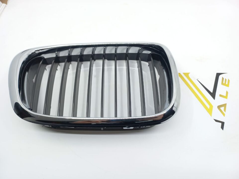 BMW 5 SERİSİ PANJUR - R - Y.M - SİYAH KROM - E39 YAN SANAYİ