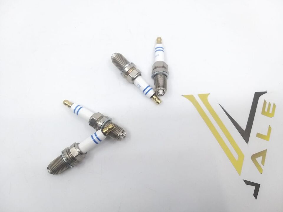 BMW 1-3 SERİSİ ATEŞLEME BUJİSİ E87,E90 4 LÜ BOSCH