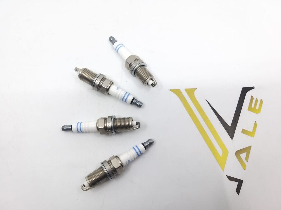 BMW 3 - 5 SERİSİ ATEŞLEME BUJİSİ E30.E32.E34.M40.M70 4 LÜ BOSCH