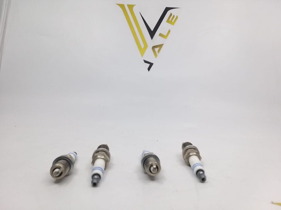 BMW 3 - 5 SERİSİ ATEŞLEME BUJİSİ E30.E32.E34.M40.M70 4 LÜ BOSCH