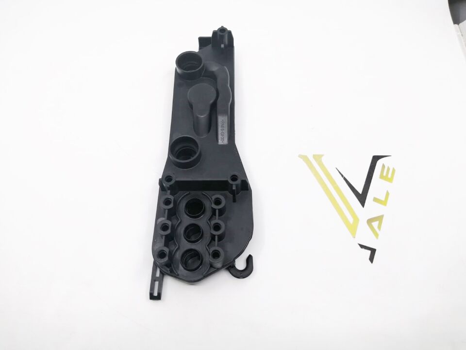 BMW 5 SERİSİ RADYATÖR YAN BAKALİTİ E60 FEBİ