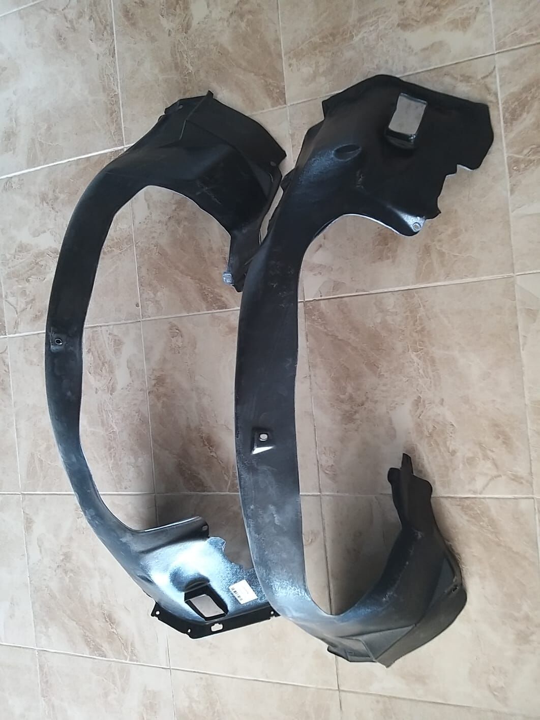 BMW 3 SERİSİ ÖN ÇAMURLUK DAVLUMBAZI - L R - E36 YAN SANAYİ