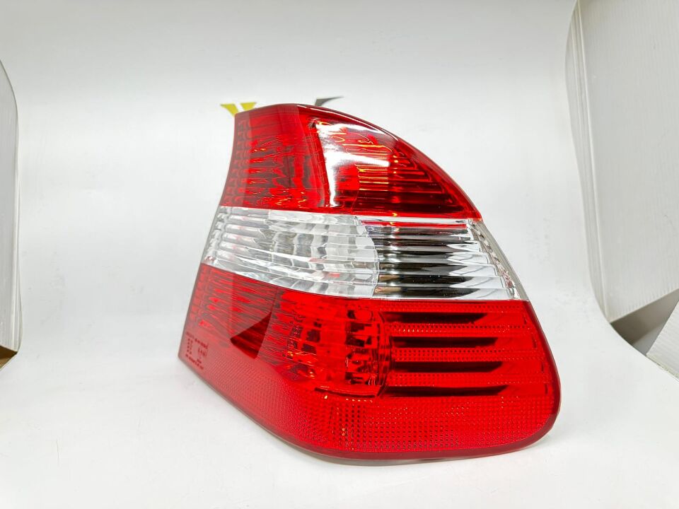 BMW 3 SERİSİ STOP LAMBASI BEYAZ - R - E46/4.>09 YAN SANAYİ