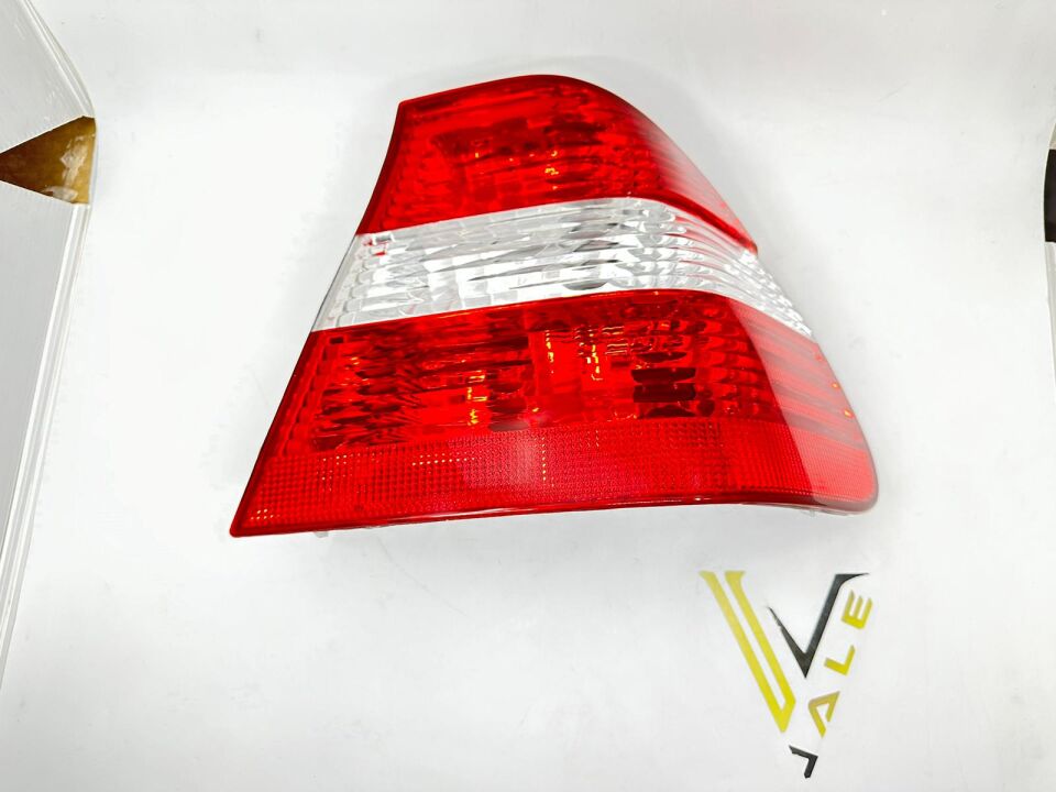 BMW 3 SERİSİ STOP LAMBASI BEYAZ - R - E46/4.>09 YAN SANAYİ