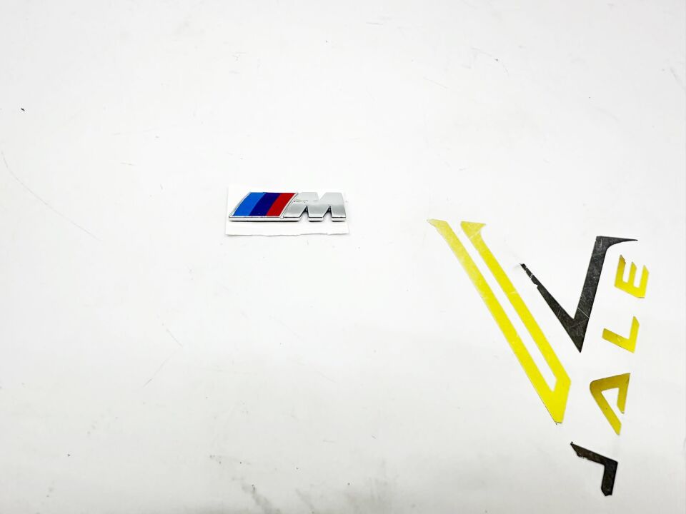 BMW 3-5 SERİSİ ÖN ÇAMURLUK AMBLEMİ - M - KÜÇÜK F20.F30.G20.F10 YAN SANAYİ