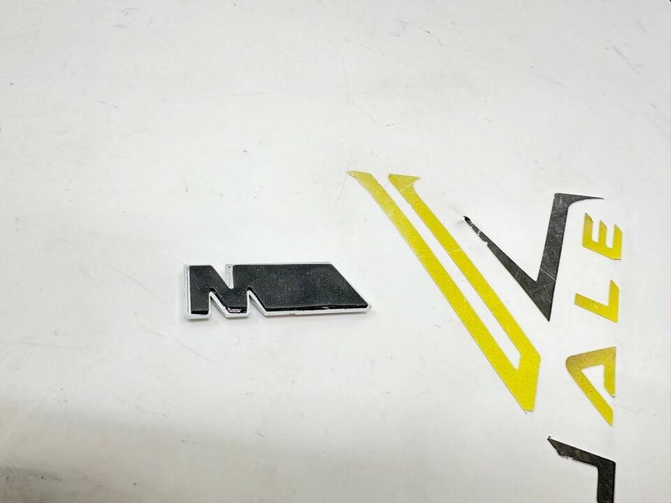 BMW 3-5 SERİSİ ÖN ÇAMURLUK AMBLEMİ - M - KÜÇÜK F20.F30.G20.F10 YAN SANAYİ