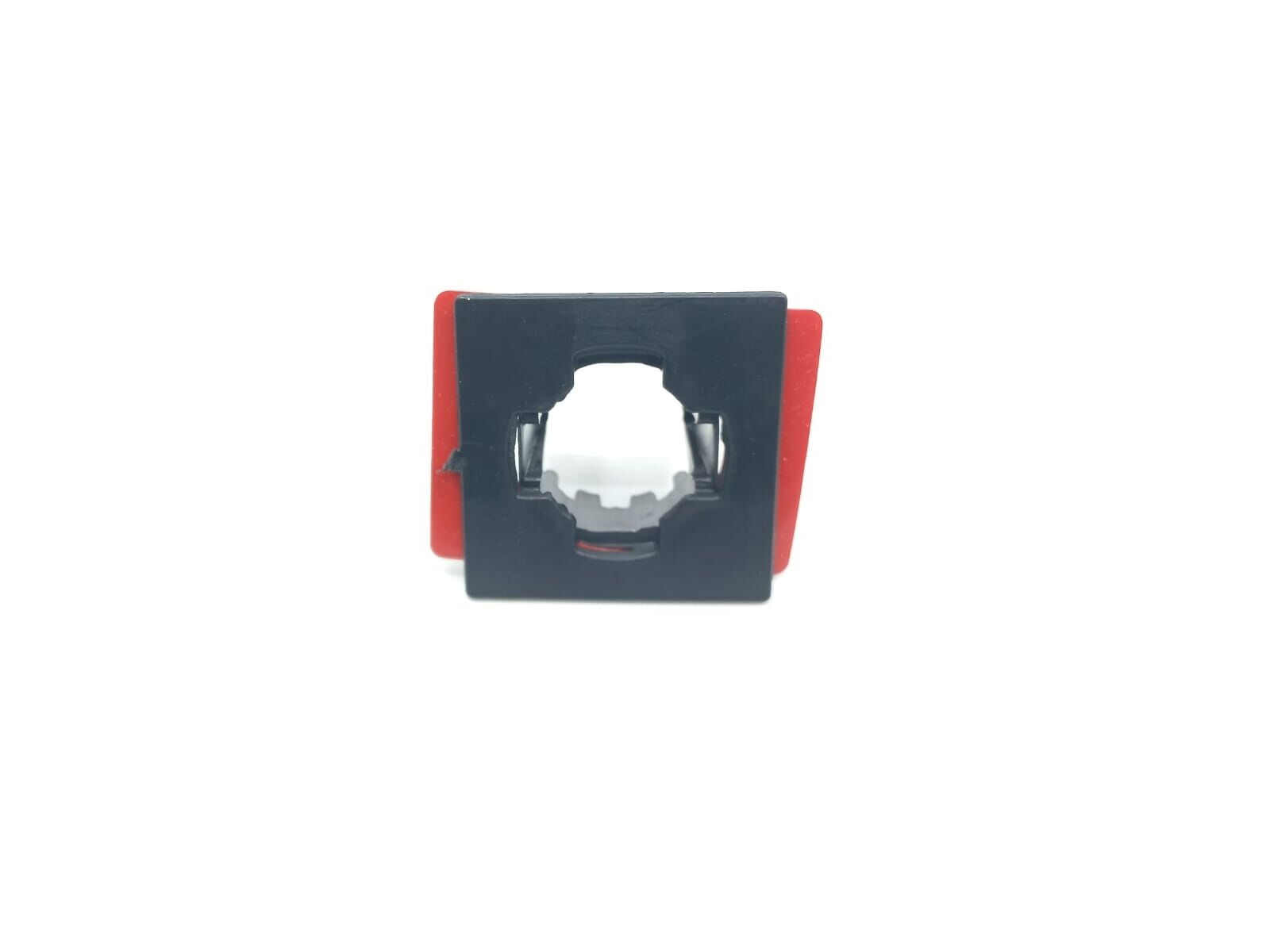 BMW 5 SERİSİ ÖN TAMPON PDC BAĞLANTI YUVASI ADET E60.LCİ YAN SANAYİ