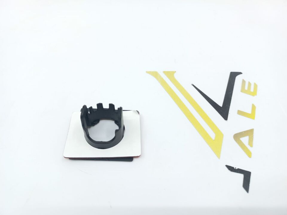 BMW 5 SERİSİ ÖN TAMPON PDC BAĞLANTI YUVASI ADET E60.LCİ YAN SANAYİ