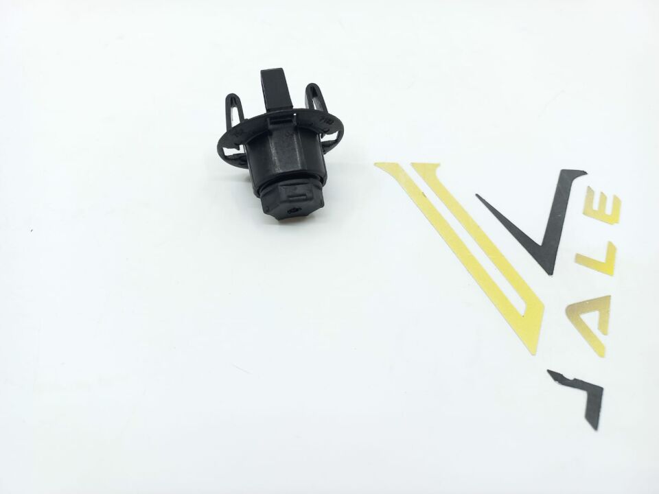 BMW 3-5 SERİSİ MOTOR KAPUT AYARLAYICI F10.F20.F30. YAN SANAYİ