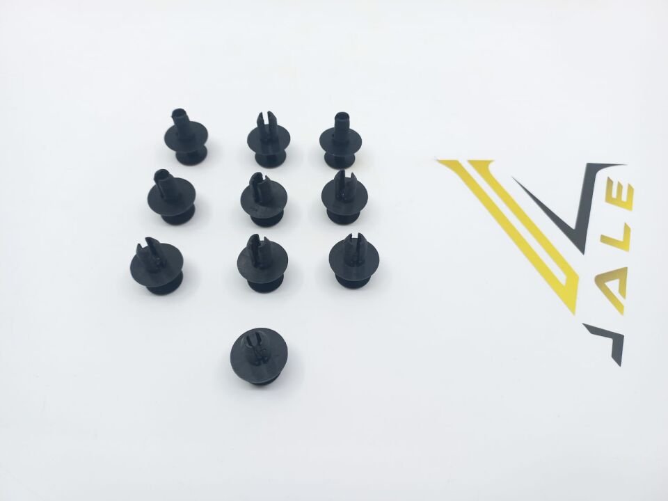 BMW 3-5 SERİSİ BAGAJ KLİPSİ E39.E46.E36.E60 10 LU YAN SANAYİ