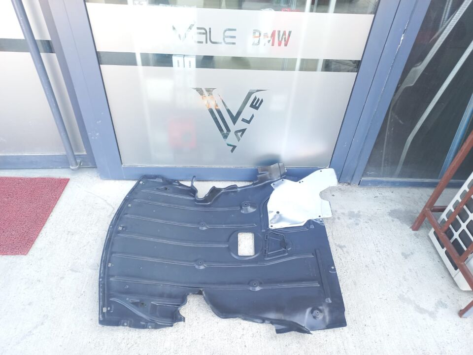 BMW 3 SERİSİ MOTOR ALT MUHAFAZA BAKALİTİ E90.E92.LCI YAN SANAYİ