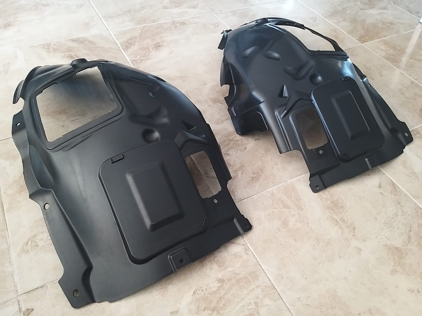 BMW 1-3 SERİSİ ÖN ÇAMURLUK DAVLUMBAZI L R F20.F30 TAKIM YAN SANAYİ