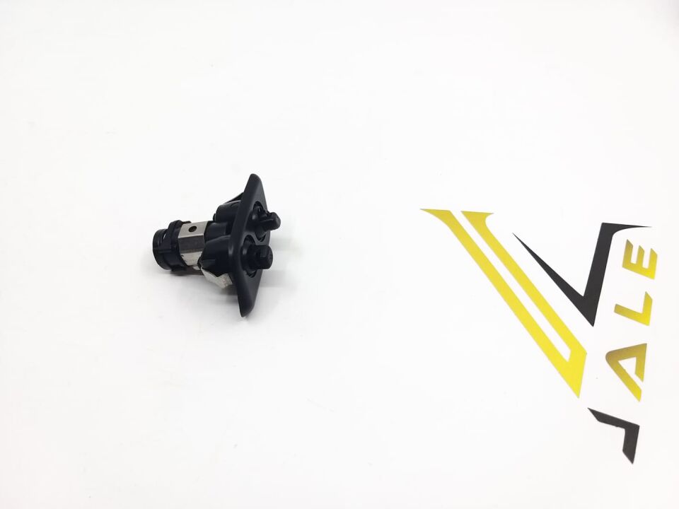 BMW 5 SERİSİ FAR YIKAMA FİSKİYESİ - L - E39 YAN SANAYİ