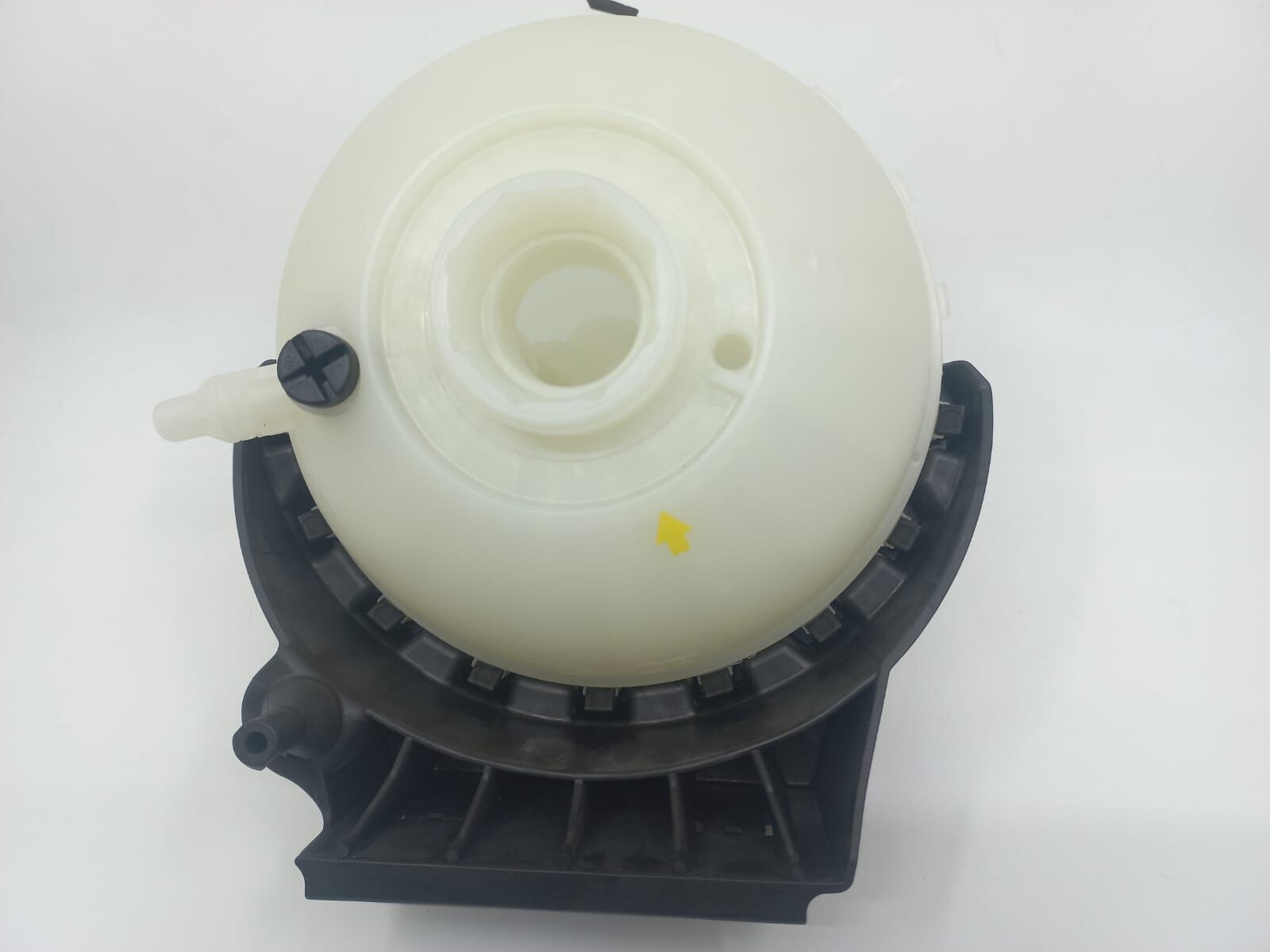 BMW 1-3 SERİSİ RADYATÖR YEDEK SU DEPOSU F20.F30 ORİJİNAL