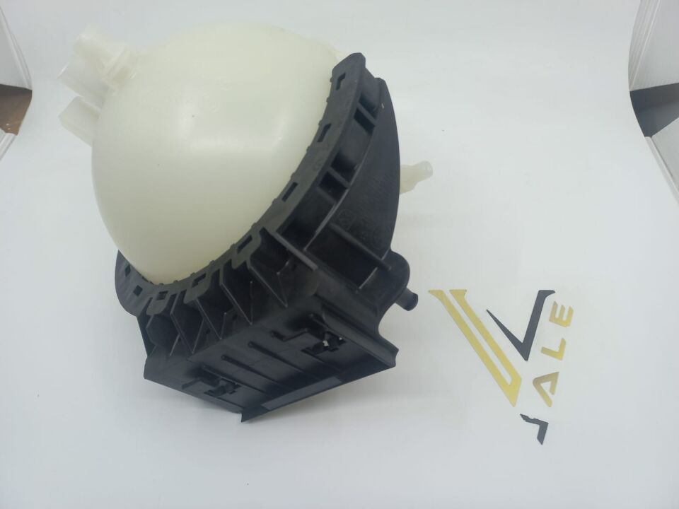 BMW 1-3 SERİSİ RADYATÖR YEDEK SU DEPOSU F20.F30 ORİJİNAL