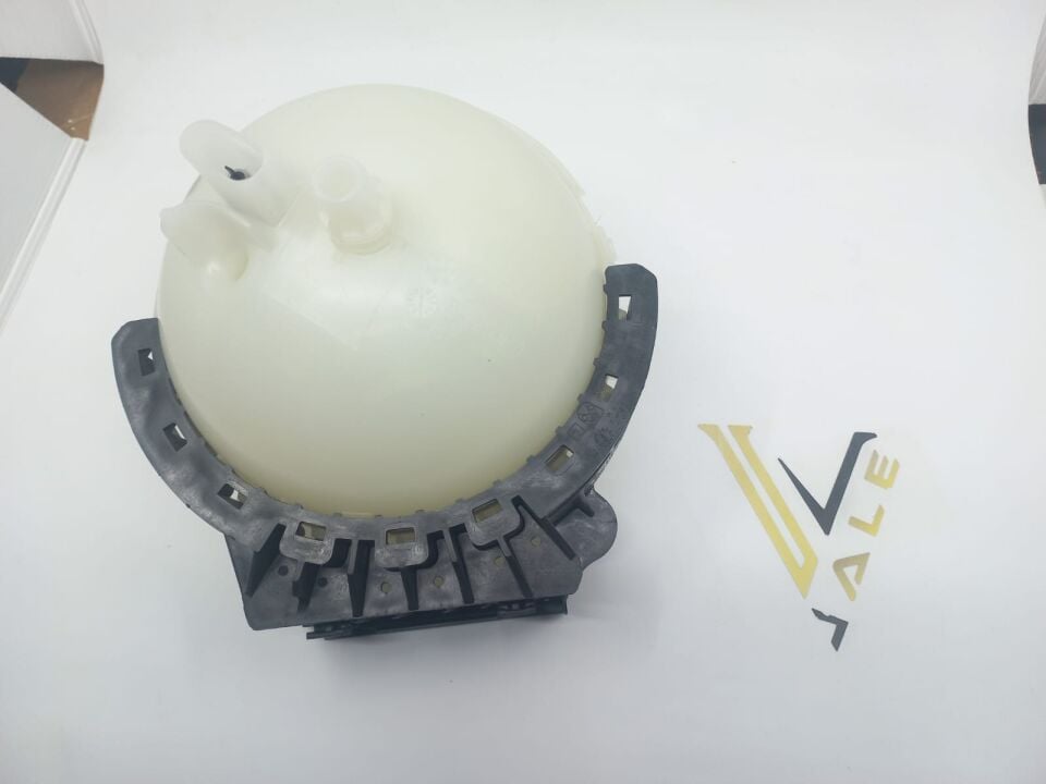 BMW 1-3 SERİSİ RADYATÖR YEDEK SU DEPOSU F20.F30 ORİJİNAL