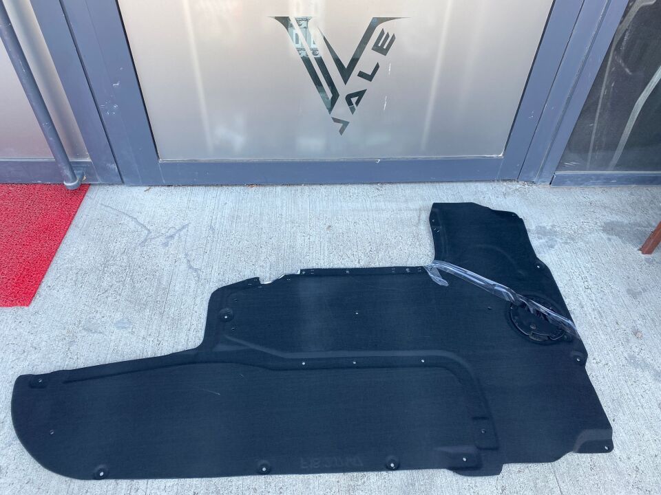 BMW 5 SERİSİ ŞANZUMAN ALT MUHAFAZA F10.F06 YAN SANAYİ