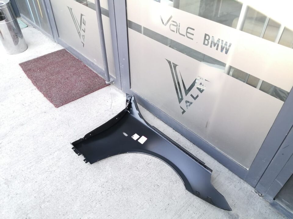 BMW 5 SERİSİ ÖN ÇAMURLUK - L - SAC - E60.E61 YAN SANAYİ