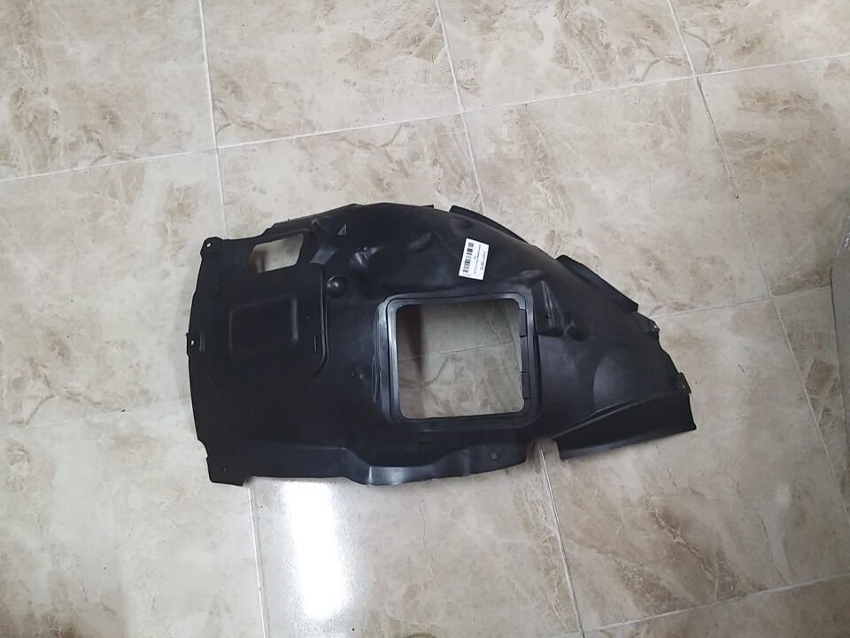 BMW 1-3 SERİSİ ÖN ÇAMURLUK DAVLUMBAZI - L - F20.F30 YAN SANAYİ