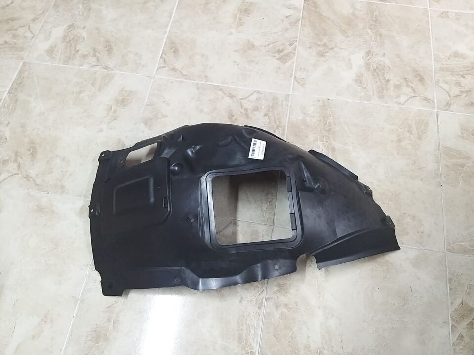 BMW 1-3 SERİSİ ÖN ÇAMURLUK DAVLUMBAZI - L - F20.F30 YAN SANAYİ