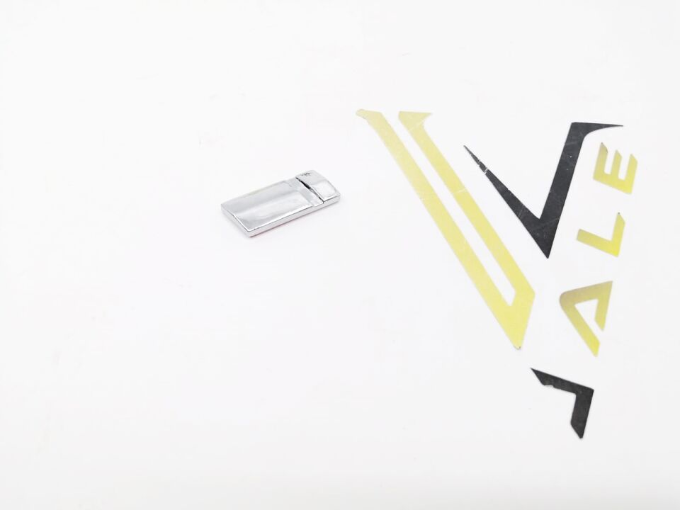 BMW 3 SERİSİ BAGAJ AMBLEM - İ - E30 YAN SANAYİ