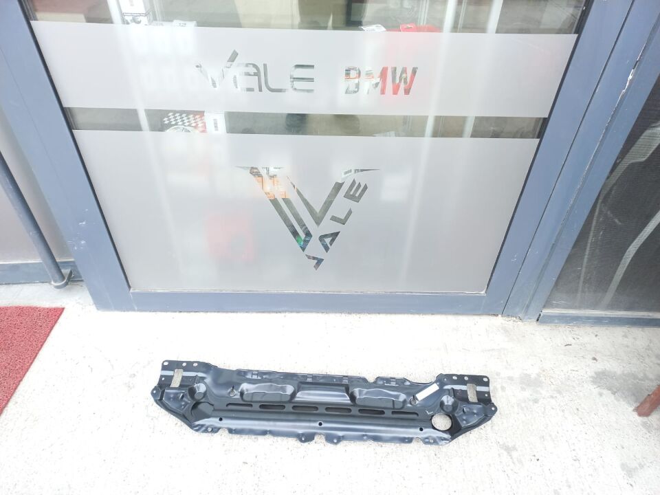 BMW 5 SERİSİ ÖN PANEL ÜST PARÇASI E60 YAN SANAYİ