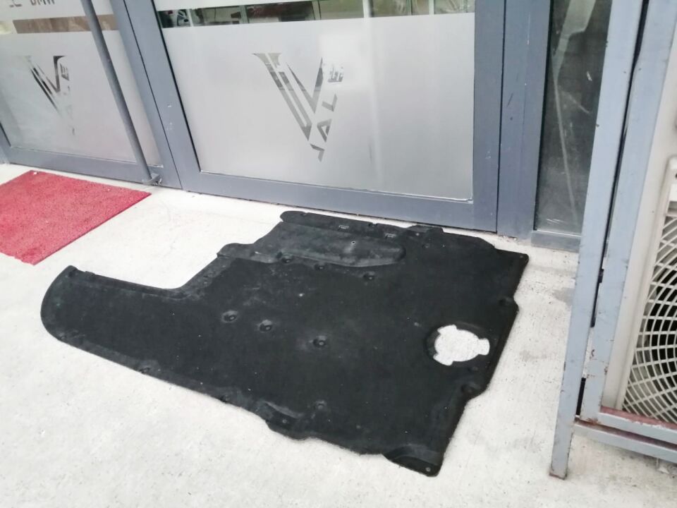 BMW 5-7 SERİSİ ŞANZUMAN ALT MUHAFAZA F10.F07 YAN SANAYİ