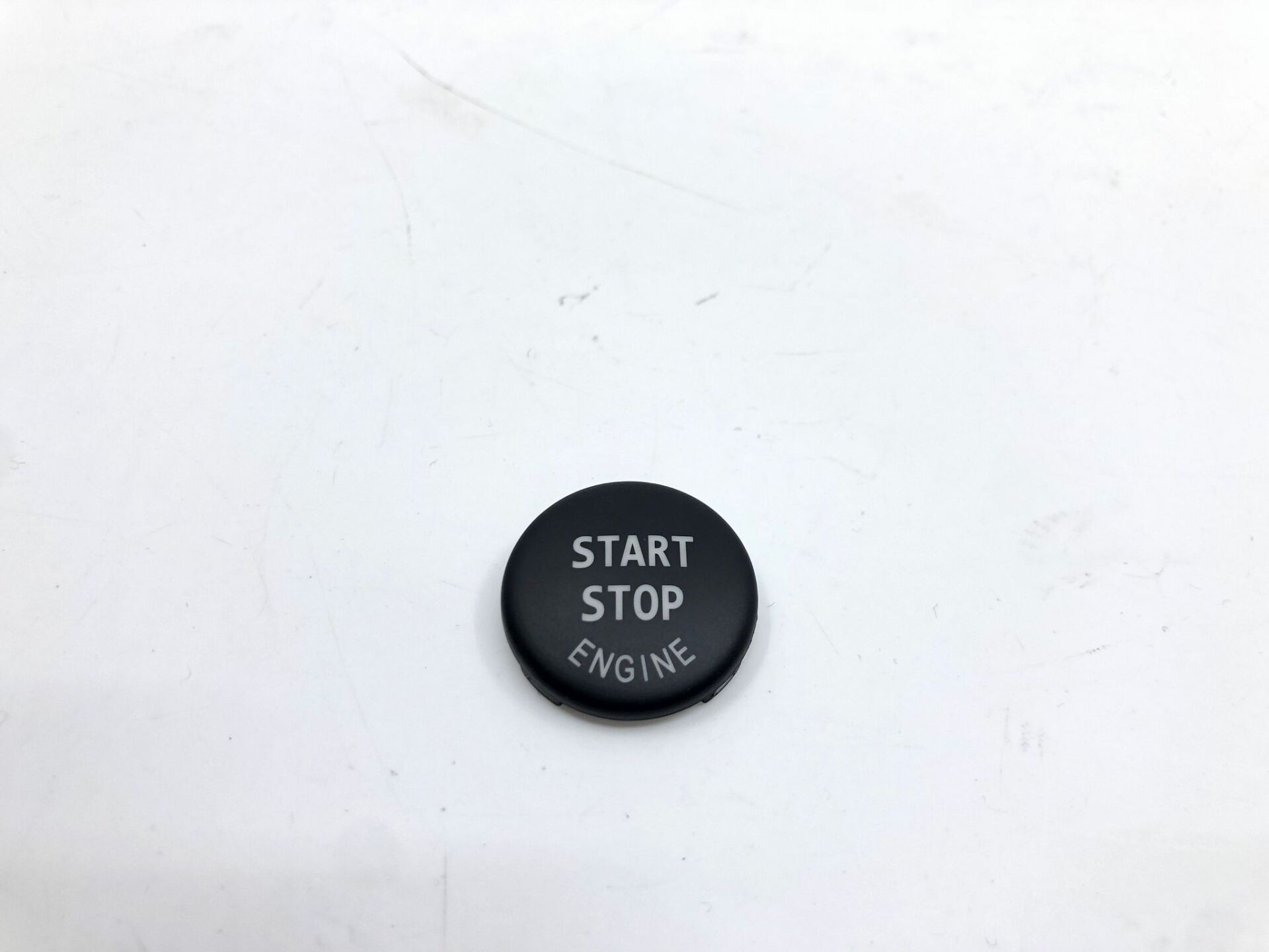 BMW 3-5 SERİSİ START STOP TUŞU - KAPAK - E90.E60.E87.E92 YAN SANAYİ