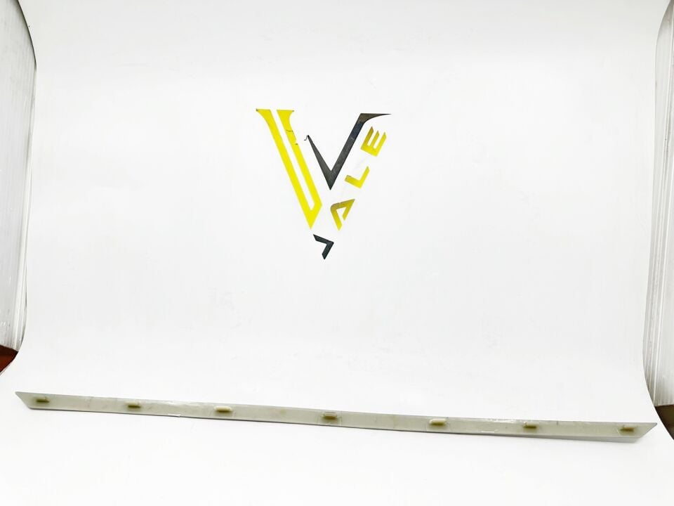 BMW 3 SERİSİ ÖN TAMPON ORTA IZGARA ÇITASI F30 YAN SANAYİ