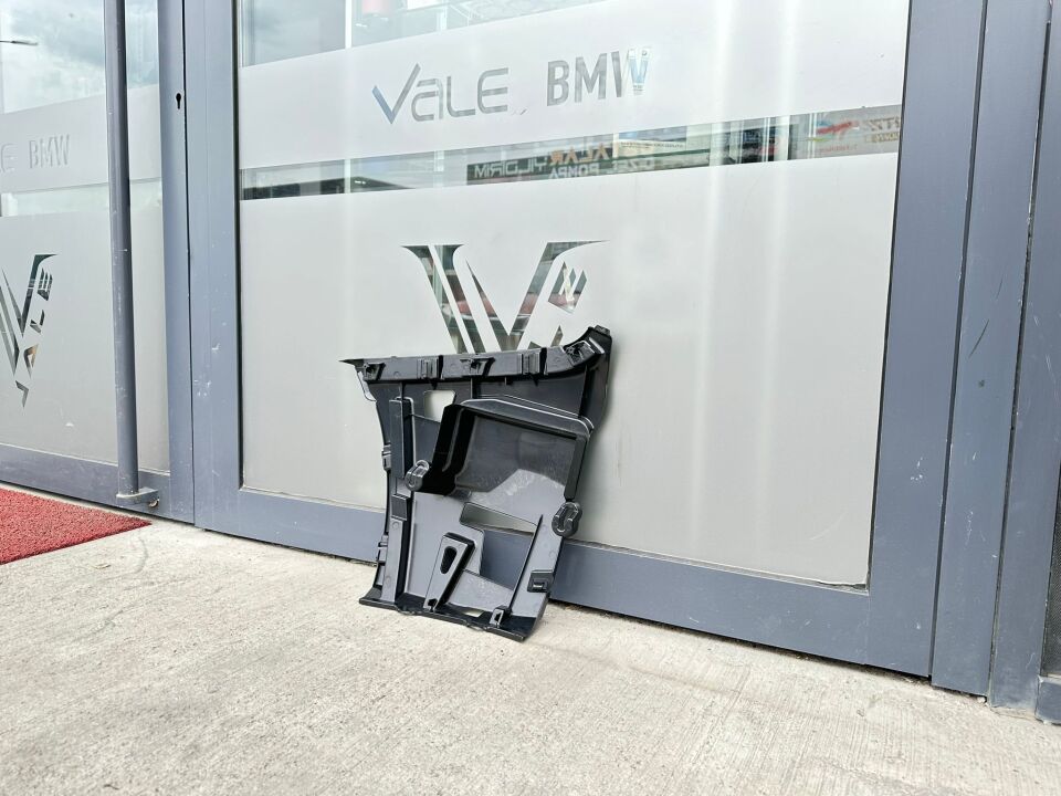 BMW 3 SERİSİ ARKA TAMPON BRAKETİ - R - F30 YAN SANAYİ