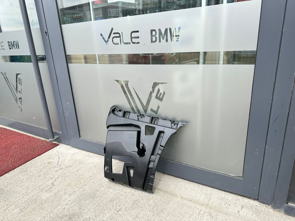 BMW 3 SERİSİ ARKA TAMPON BRAKETİ - R - F30 YAN SANAYİ