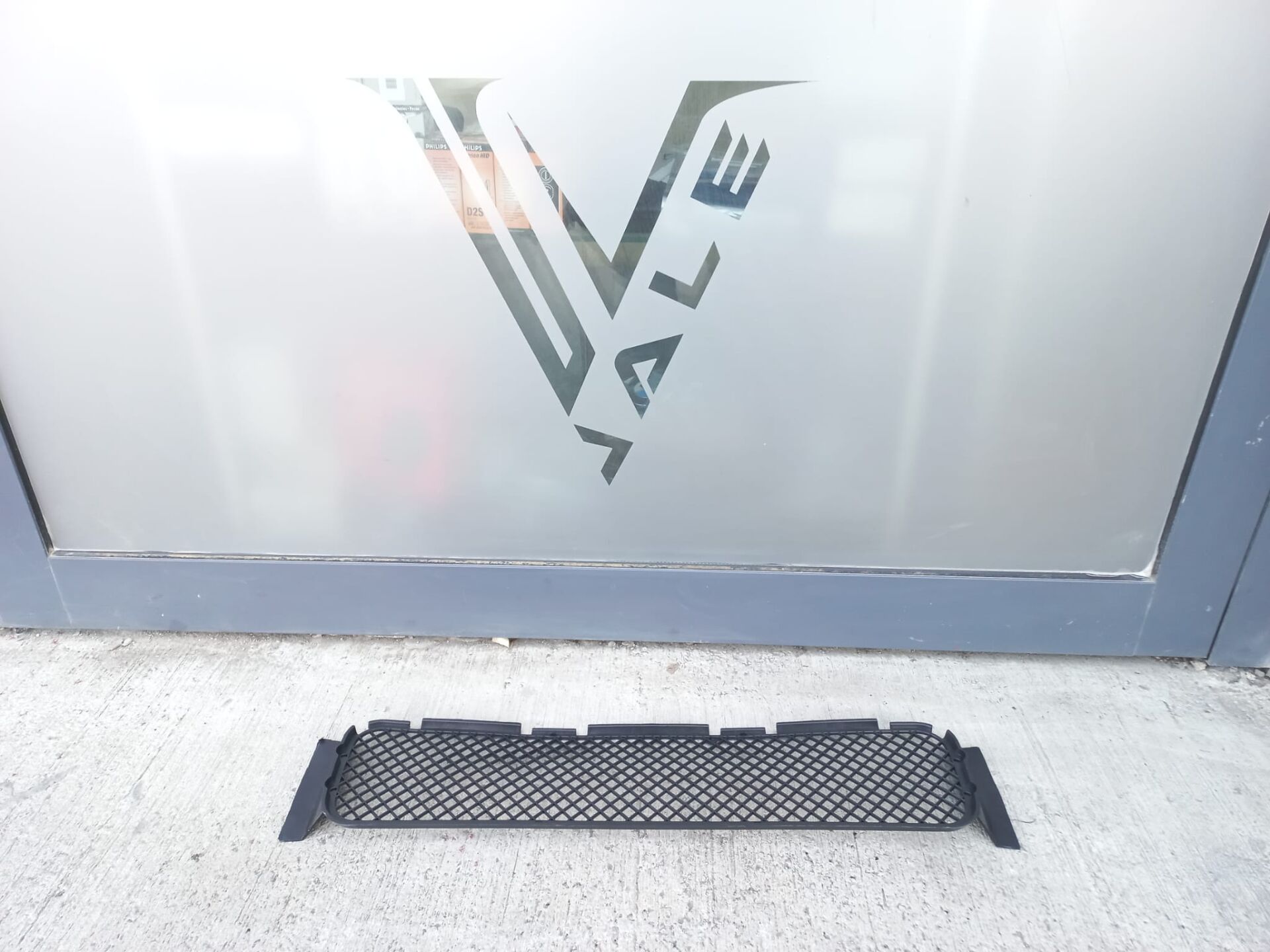 BMW 3 SERİSİ ÖN TAMPON ORTA IZGARA - M - E36 YAN SANAYİ