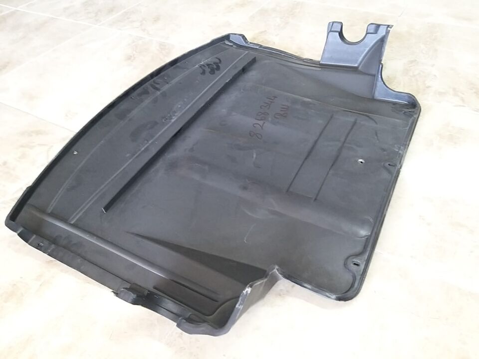 BMW 3 SERİSİ MOTOR ALT MUHAFAZA BAKALİTİ E46.Y.M. YAN SANAYİ