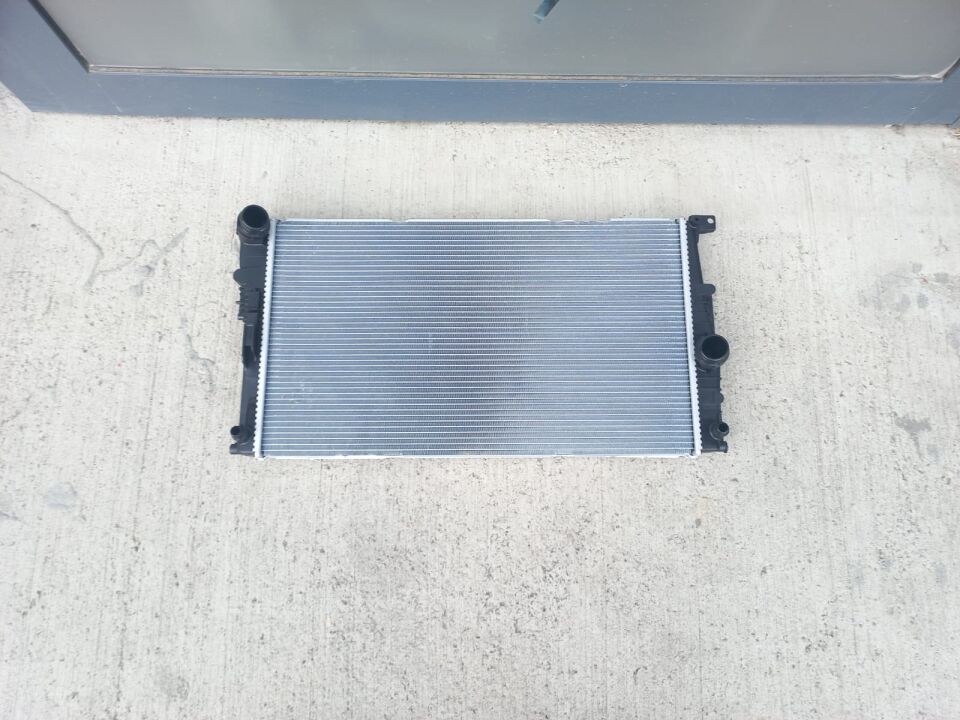 BMW 1-3 SERİSİ SU RADYATÖRÜ F20.F30 VALEO