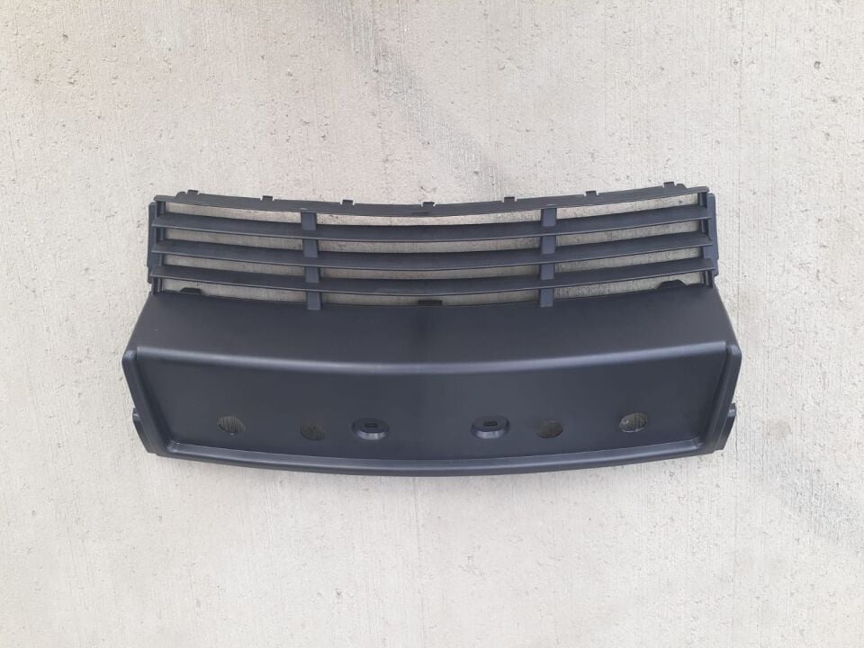 BMW 5 SERİSİ ÖN TAMPON ORTA PLAKA ALTLIĞI IZGARA E34 YAN SANAYİ