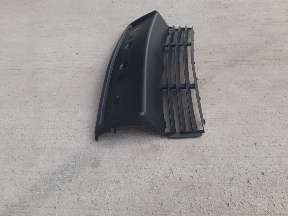 BMW 5 SERİSİ ÖN TAMPON ORTA PLAKA ALTLIĞI IZGARA E34 YAN SANAYİ