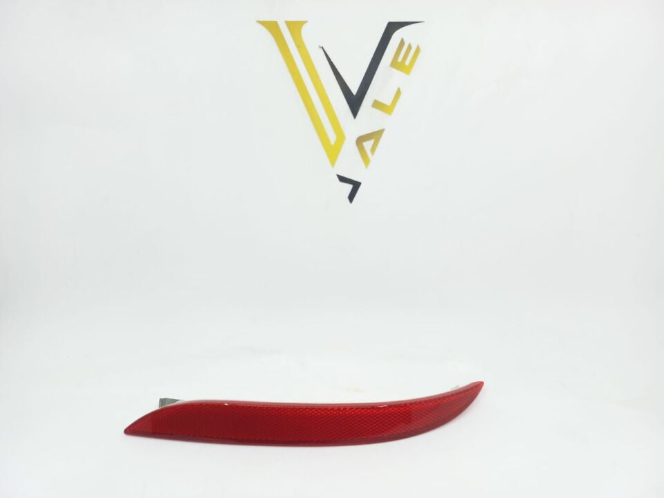 BMW 5 SERİSİ ARKA TAMPON REFLEKTÖRÜ - L - E60.LCI YAN SANAYİ