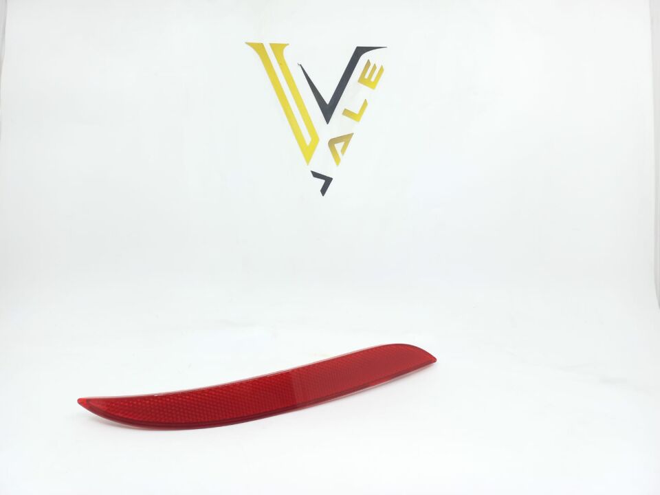 BMW 5 SERİSİ ARKA TAMPON REFLEKTÖRÜ - R- E60.LCI YAN SANAYİ