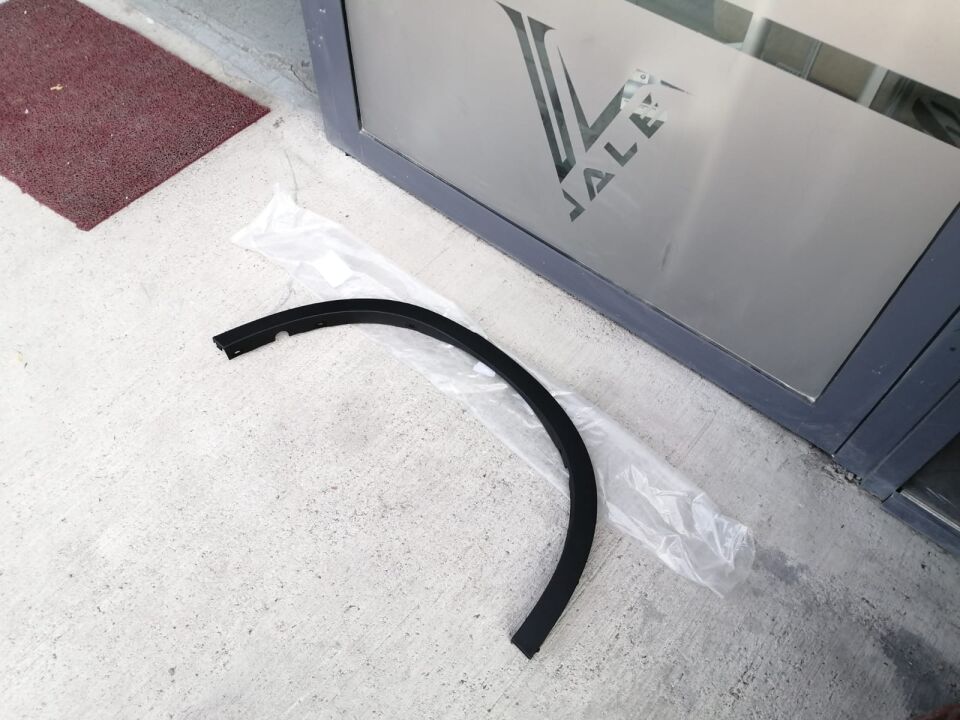 BMW X5-X6 SERİSİ ARKA ÇAMURLUK KAPLAMASI - L - F15.F16 YAN SANAYİ