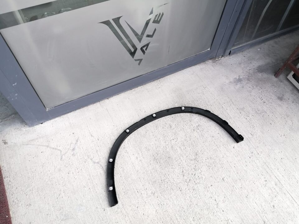 BMW X5-X6 SERİSİ ARKA ÇAMURLUK KAPLAMASI - R - F15.F16 YAN SANAYİ