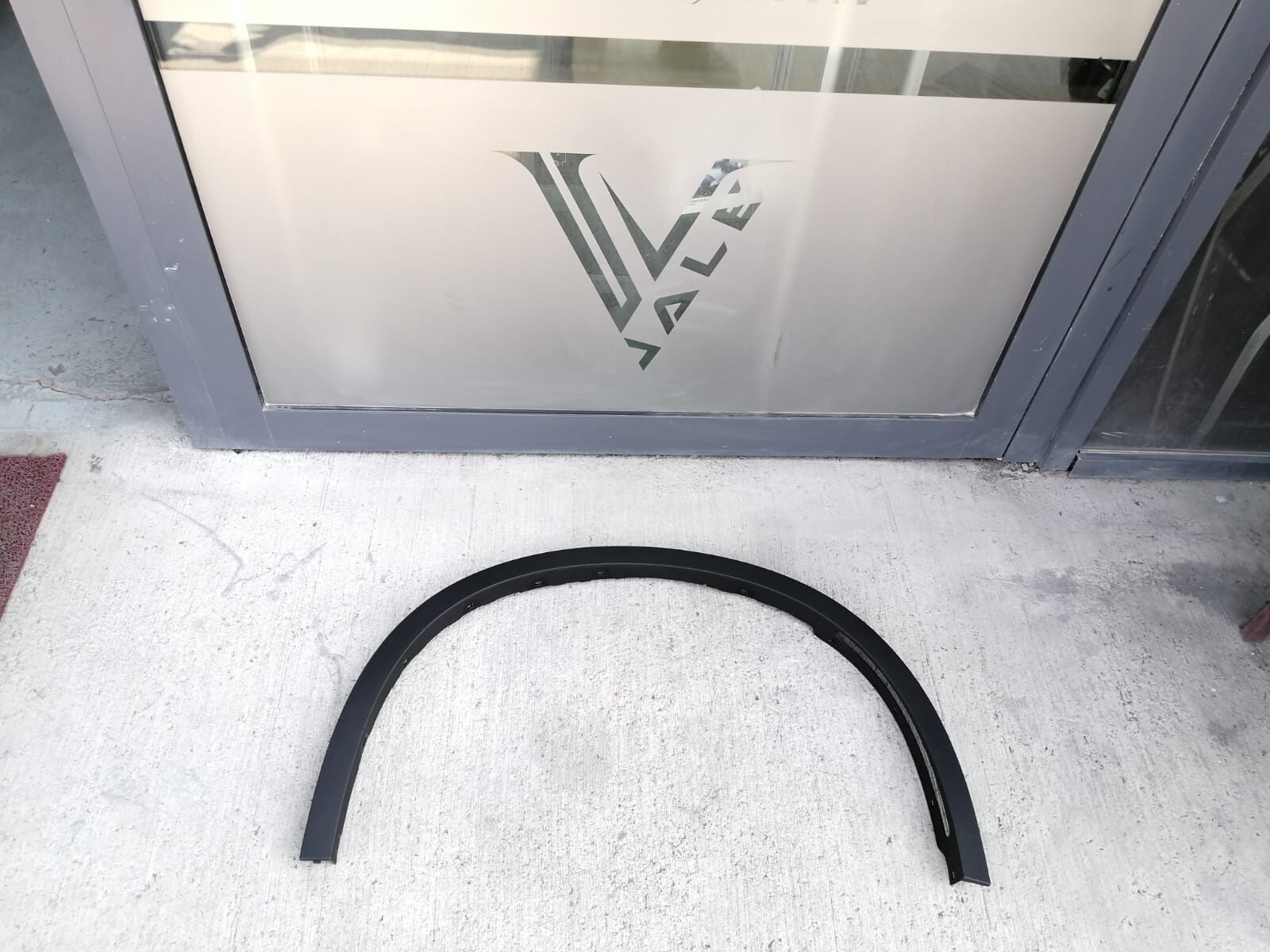 BMW X5-X6 SERİSİ ÖN ÇAMURLUK KAPLAMASI - R - F15.F16 YAN SANAYİ