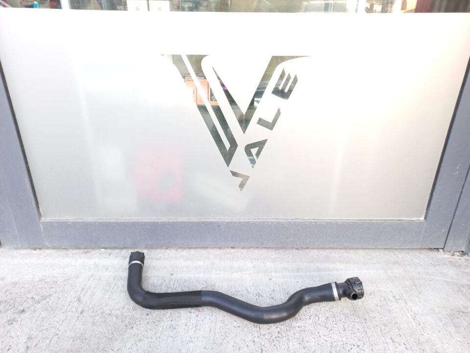BMW  5 SERİSİ RADYATÖR ÜST HORTUMU G30 YAN SANAYİ