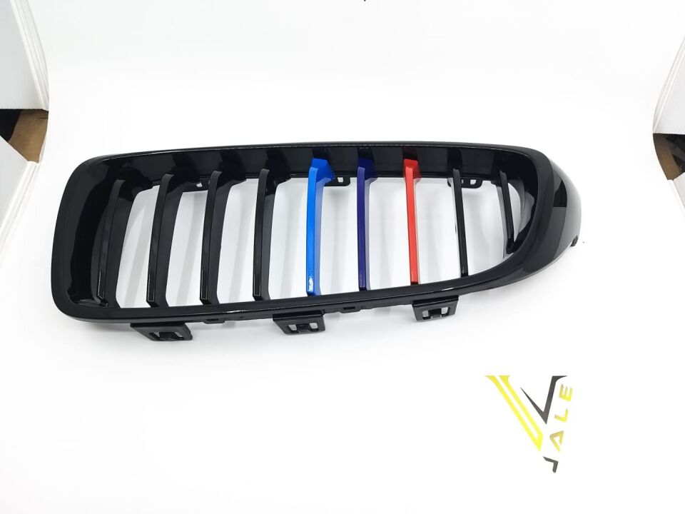 BMW 4 SERİSİ PANJUR TAKIM - M - PARLAK SİYAH TEKLİ F32.F36 YAN SANAYİ