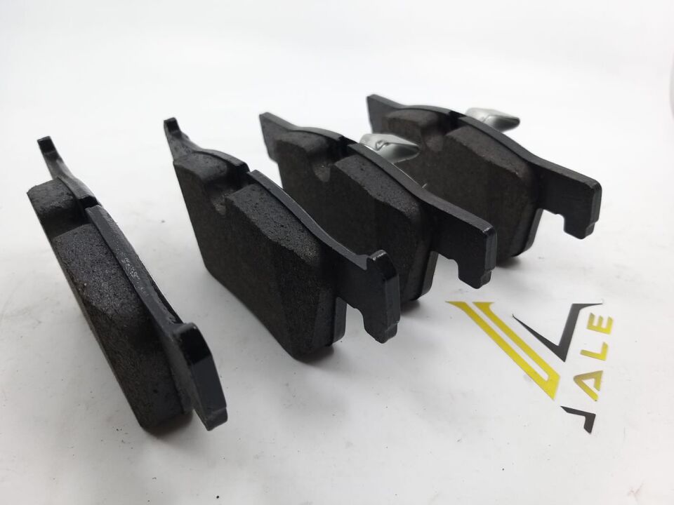 BMW 1-3 SERİSİ ÖN FREN BALATASI F20.F30 FERODO