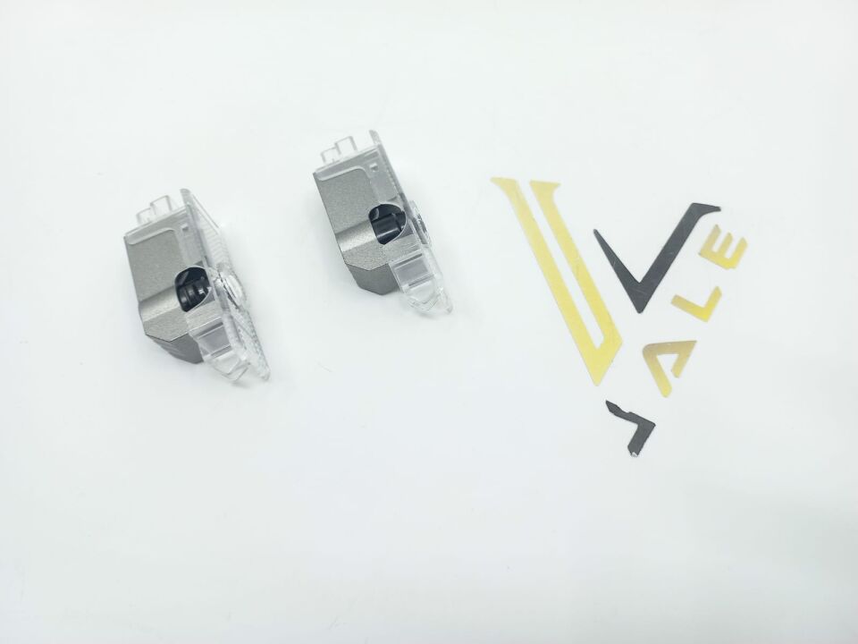 BMW 3-5 SERİSİ KAPI ALTI AYDINLATMASI LOGO TAKIM E87.F20.F30.E90.E92.F32 YAN SANAYİ