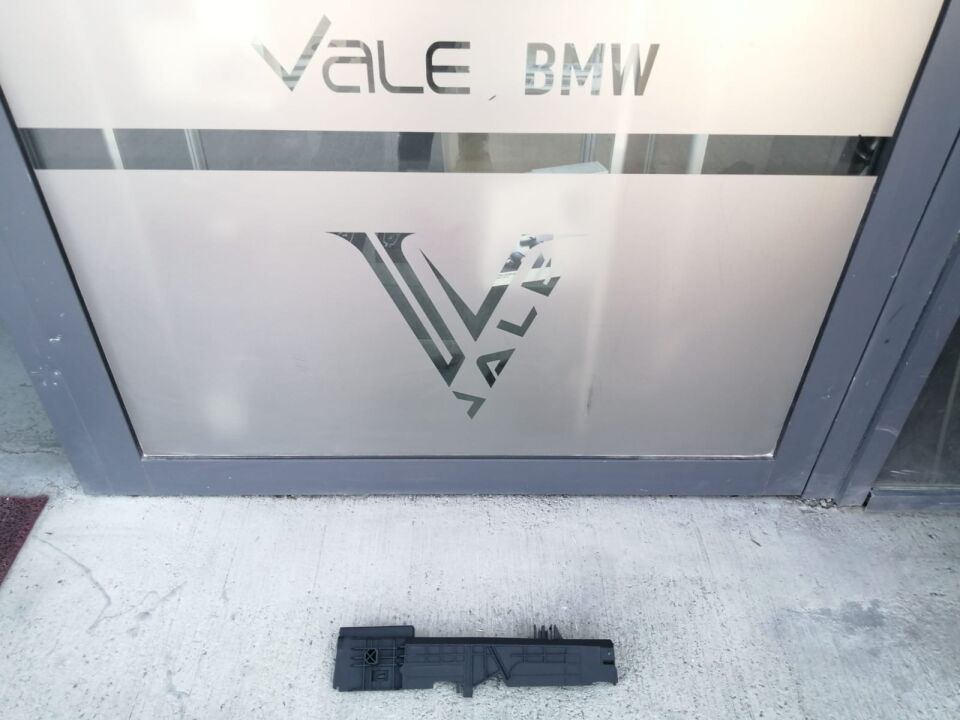 BMW 1-3 SERİSİ RADYATÖR YAN BAKALİTİ - L - F20.F30 YAN SANAYİ