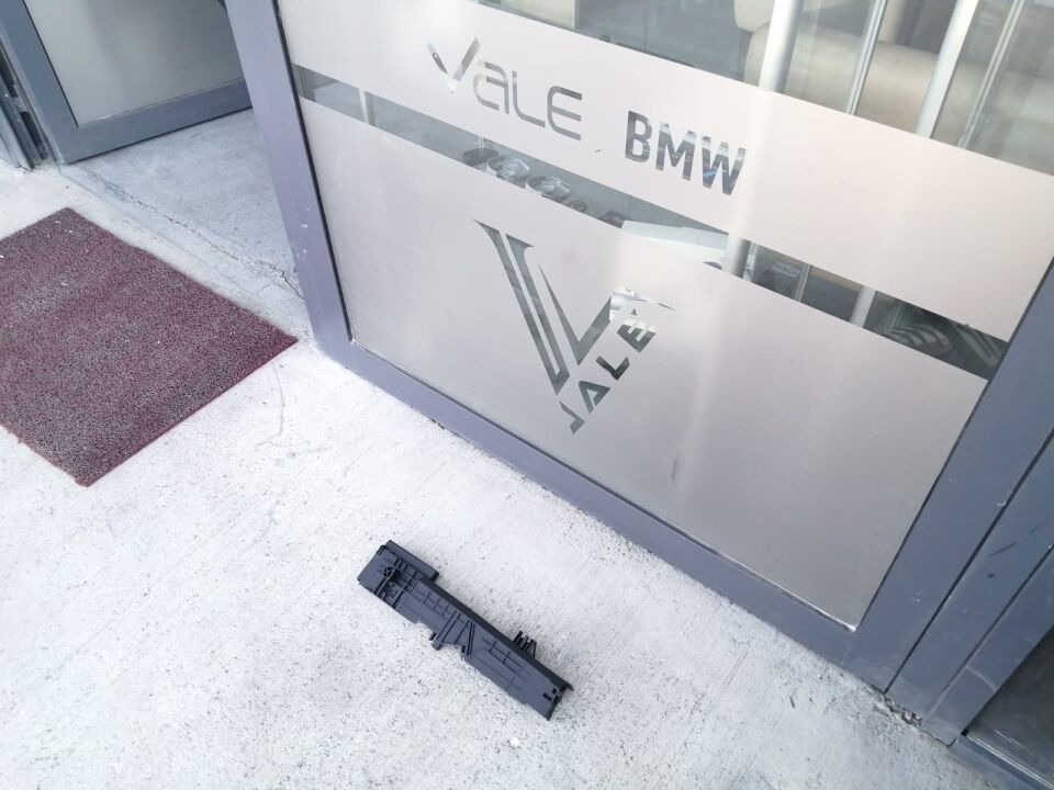 BMW 1-3 SERİSİ RADYATÖR YAN BAKALİTİ - L - F20.F30 YAN SANAYİ