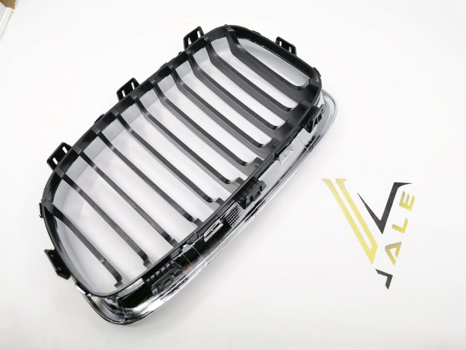 BMW 1 SERİSİ ÖN PANJUR - R - BASİS F20 YAN SANAYİ